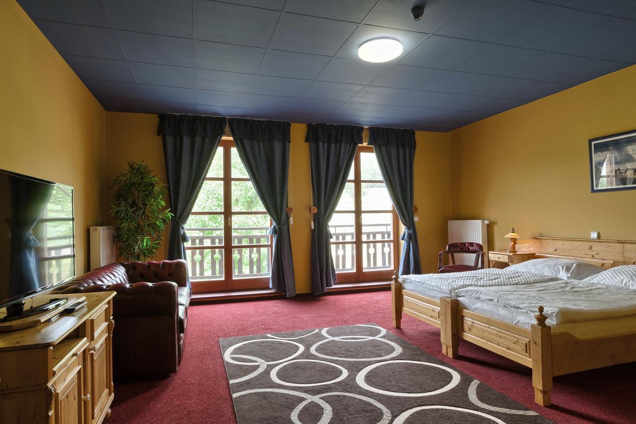 Casino & Hotel Eldorado Česká Kubice エクステリア 写真